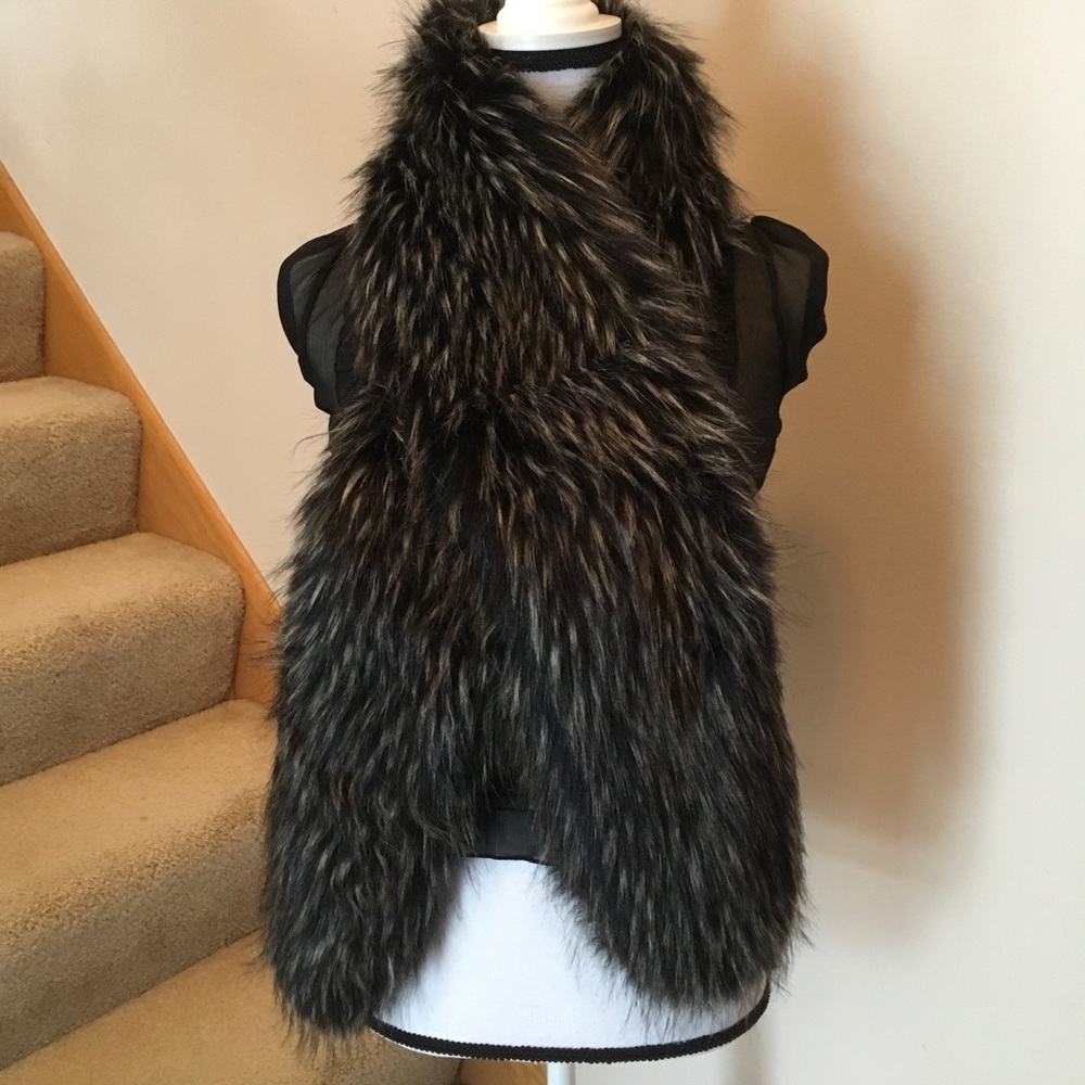 Faux Fur Scarf, NEW - Picture 2 of 4